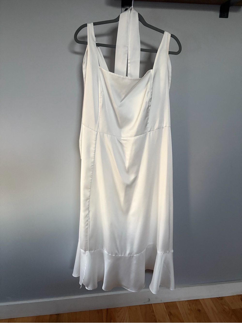 Show Me Your MuMu White Midi